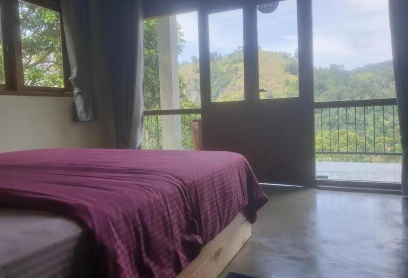 Номер Стандарт Вид на Горы, Raveena Guest House