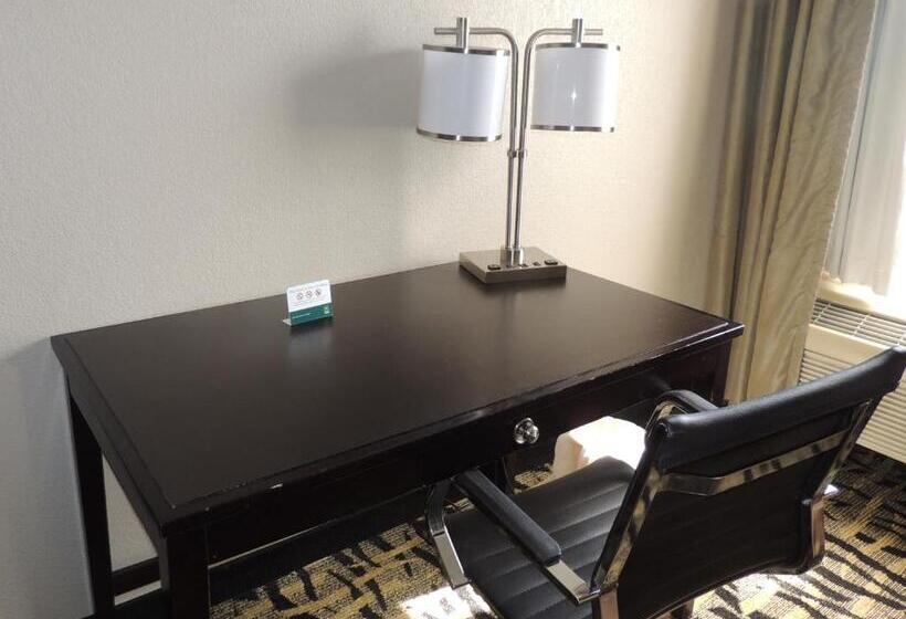 Номер Стандарт, Quality Inn