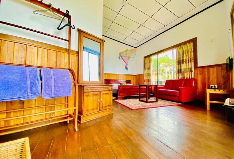 Номер Deluxe, Srilak View Holiday Inn