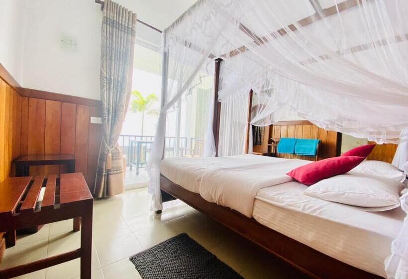 اتاق استاندارد, Srilak View Holiday Inn