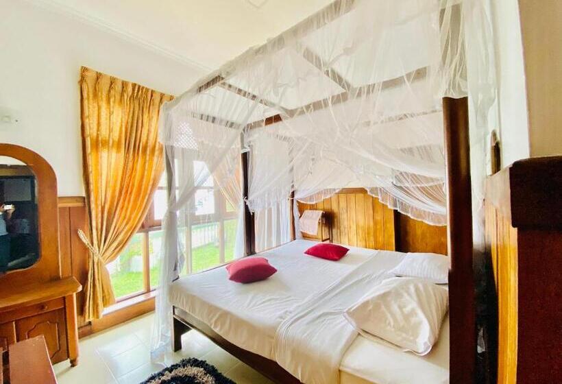 اتاق استاندارد, Srilak View Holiday Inn