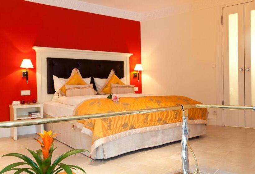 Полулюкс, Boutiquehotel La Casa