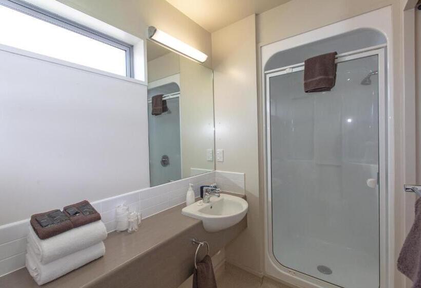 Апартаменты 2 Спальни, Cranford Oak Motel