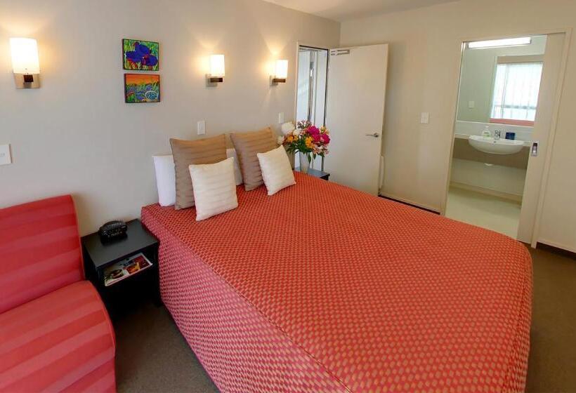Апартаменты 2 Спальни, Cranford Oak Motel