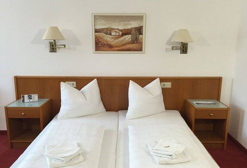 스위트, Gut Hotel Pommernhotel Barth