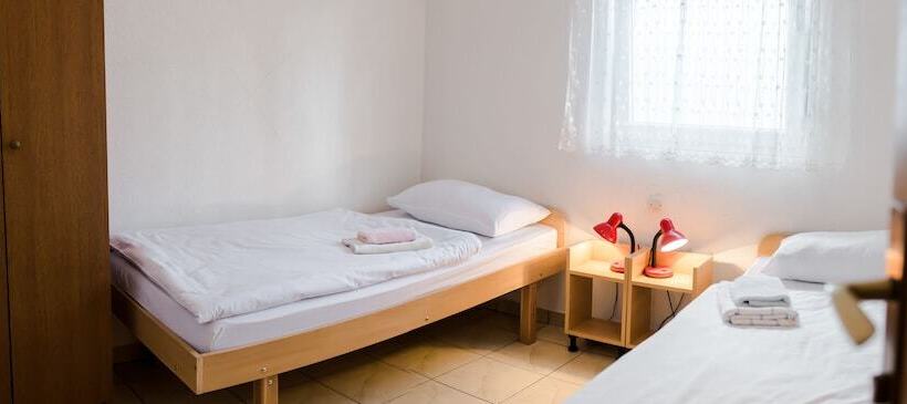 اتاق استاندارد, Family Guesthouse In Forest Ana & Stjepan Nikolić
