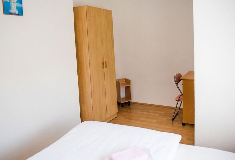 اتاق استاندارد یک نفره, Family Guesthouse In Forest Ana & Stjepan Nikolić