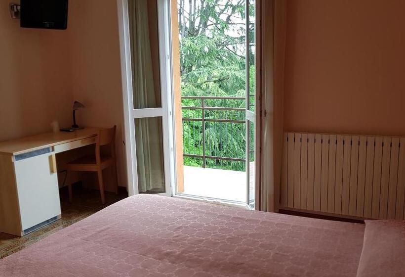 Номер Стандарт, La Collina