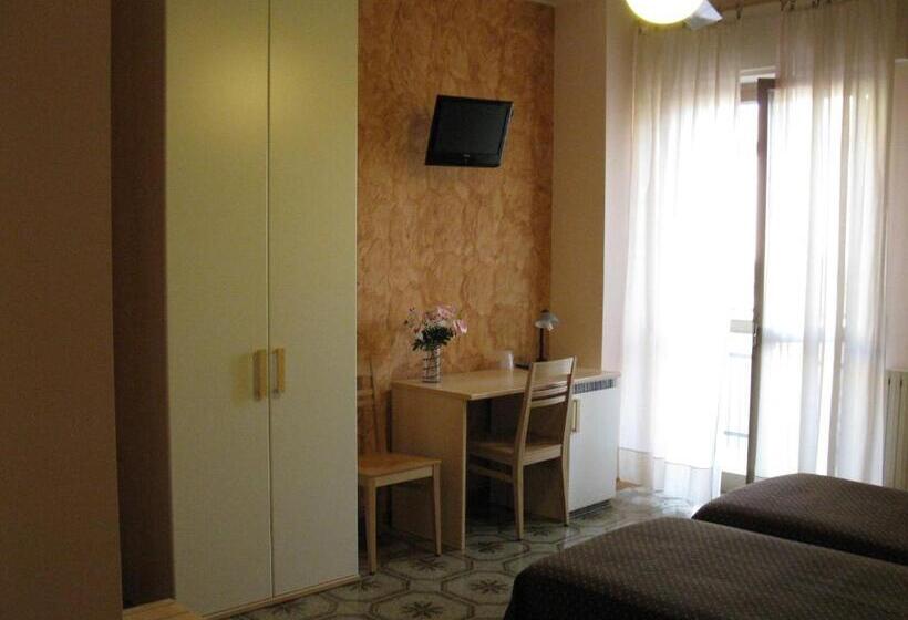 Номер Стандарт, La Collina