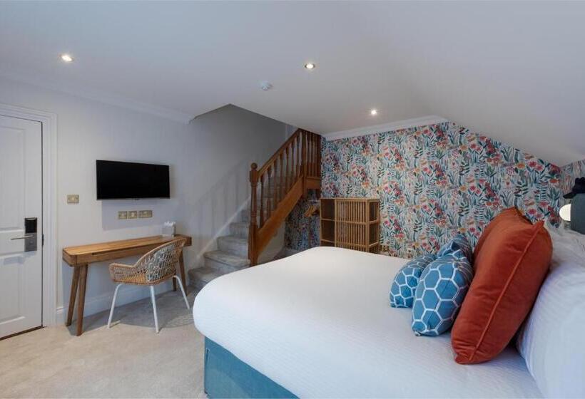 Номер Superior Кровать Кинг, The Clarence Boutique Rooms