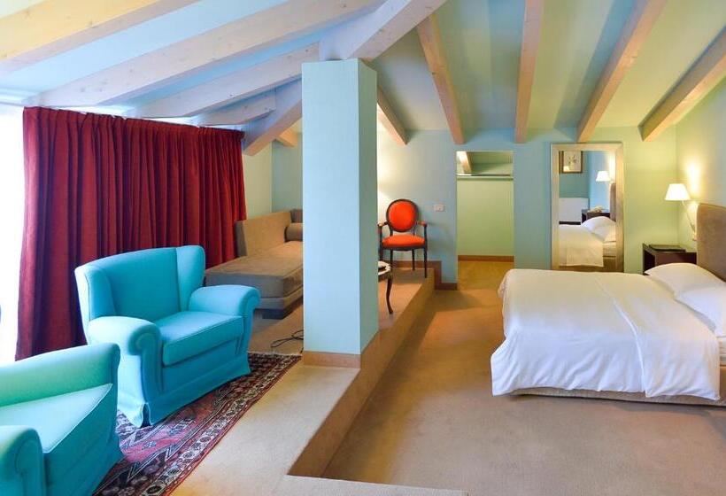 湖の見えるジュニアスイート, Villa Miravalle