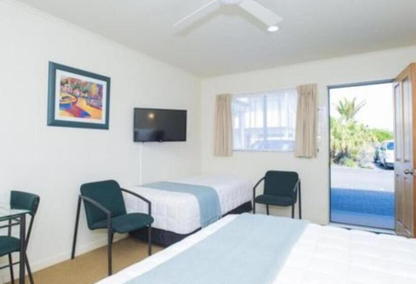 수피리어 스튜디오, Alfresco Motor Lodge