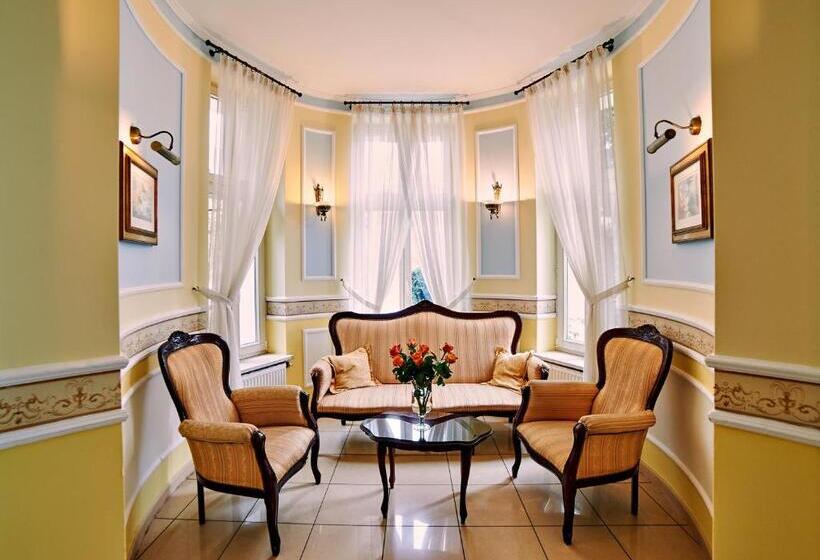 Номер Премиум Индивидуальный, Villa Royal