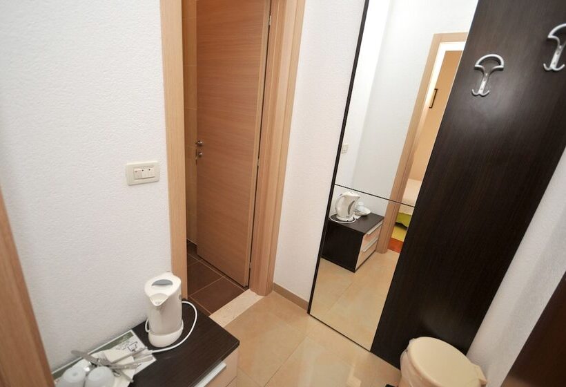 스탠다드 싱글 룸, Apartments & Rooms Villa Maslina