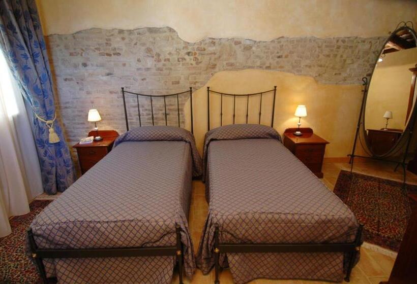 Номер Superior, Castello Montegiove