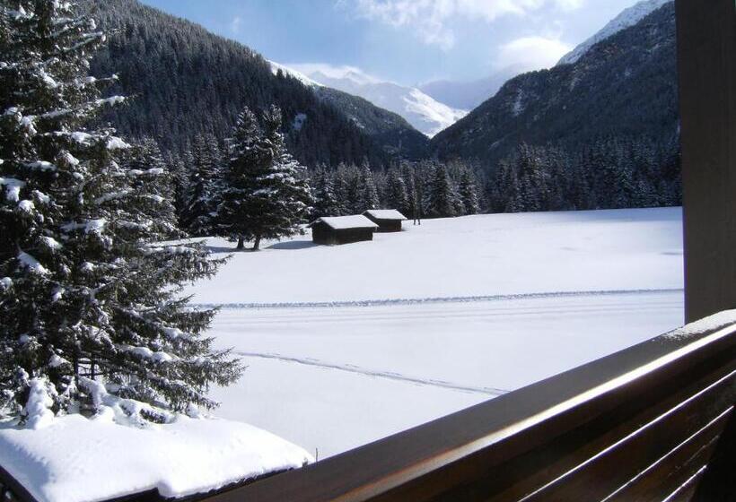 Comfort room with balcony, Garni Thurwieser   B&b