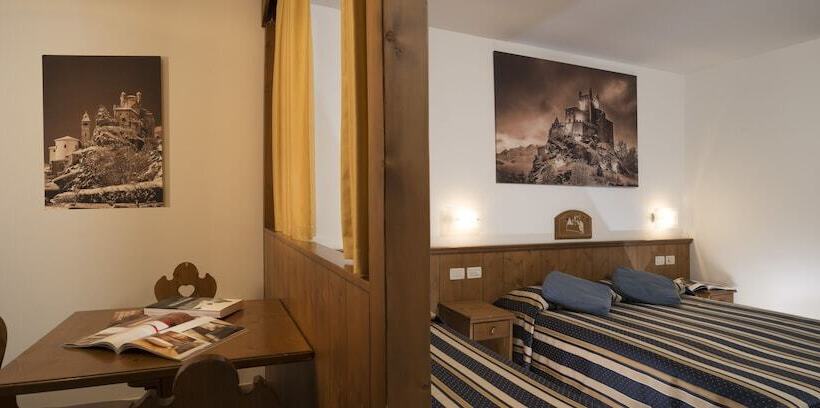 Номер Стандарт Трехместный, Residence Chateau