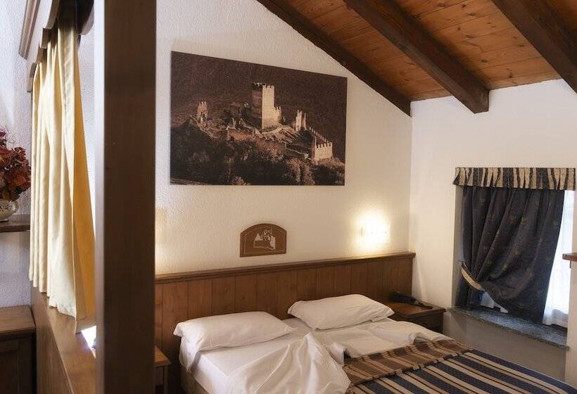 اتاق استاندارد سه نفره, Residence Chateau