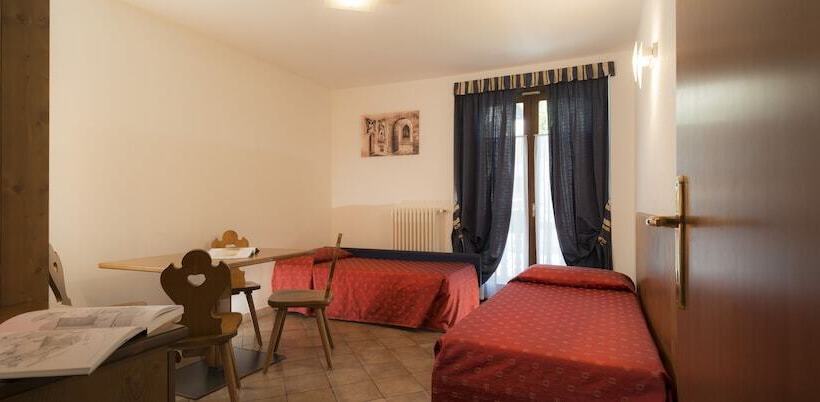 Четырехместный Номер Стандарт, Residence Chateau