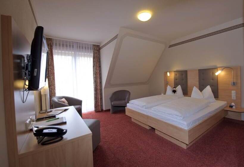 Номер Стандарт с Балконом, Land Gut Hotel Hotel Adlerbräu