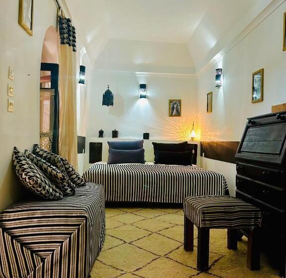 اتاق استاندارد, Riad Alamine