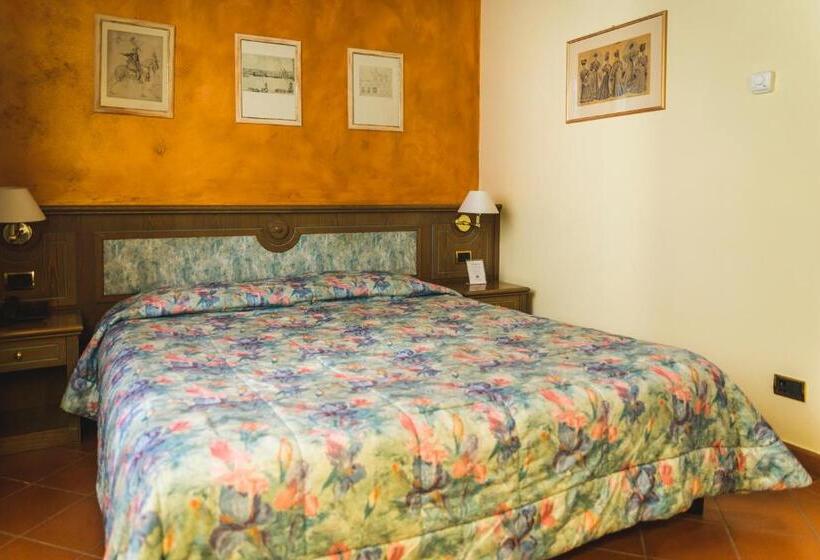 Quarto Estandar Individual, Villa Sonnino