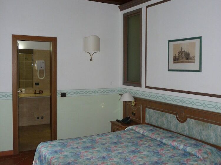 Quarto Estandar, Villa Sonnino