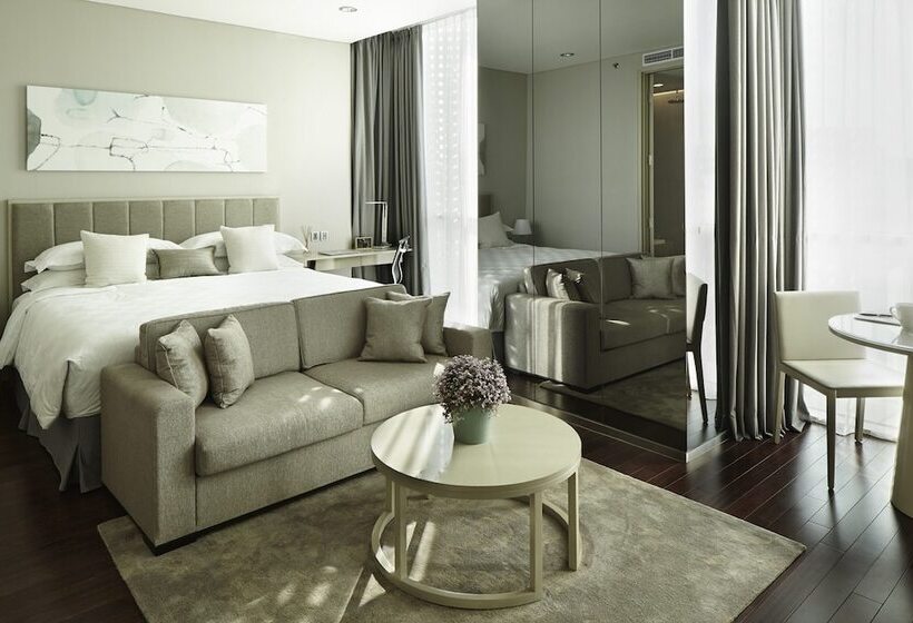 高级工作室, Fraser Residence Menteng, Jakarta