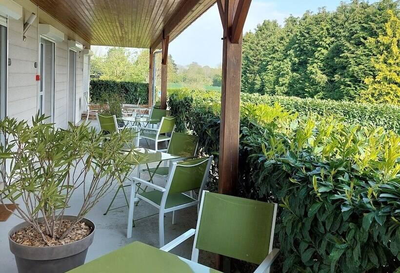 Номер Стандарт Адаптированный для Инвалидов, Logis Hôtel La Rosière