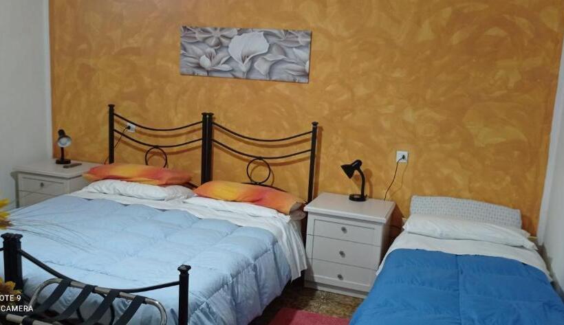 Номер Стандарт Трехместный, Piccola Siesta B&b