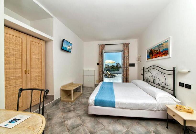 Номер Стандарт Вид на Море, Borgo Romantica   Resort & Spa