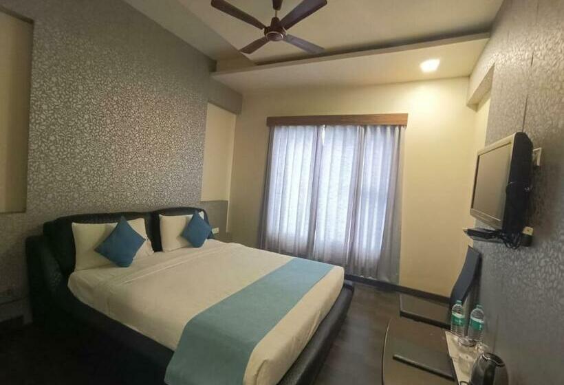 Deluxe Room, Sai Miracle