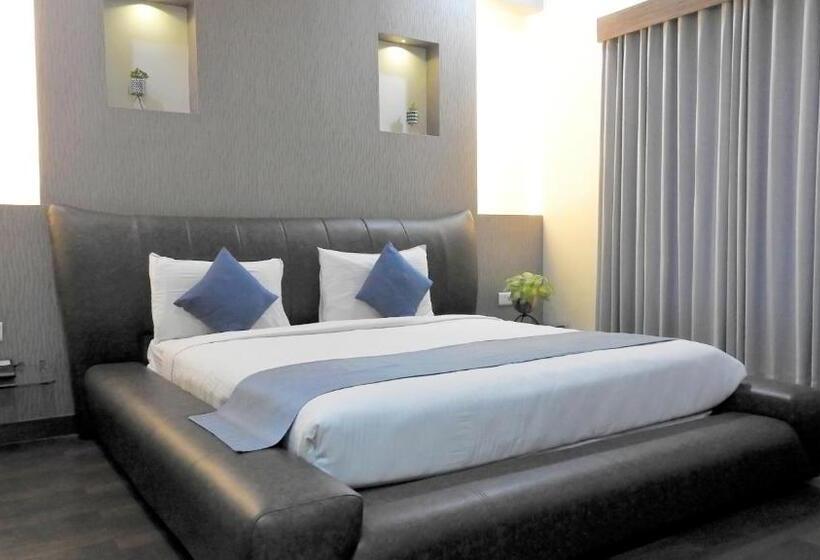 Deluxe Room, Sai Miracle
