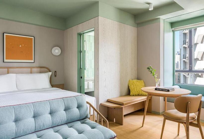 کابین, Ying Nflo, Hong Kong, Wan Chai
