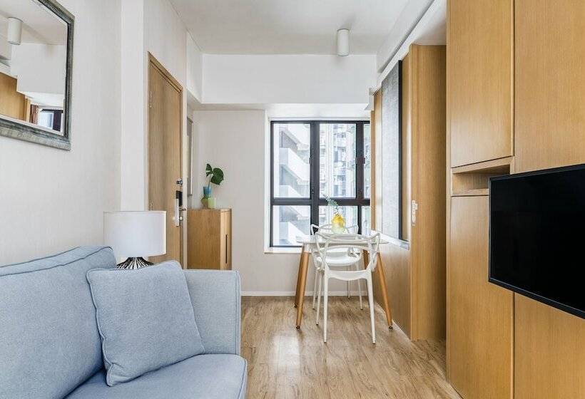 سوییت, Ying Nflo, Hong Kong, Wan Chai