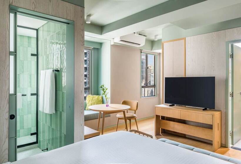 کابین, Ying Nflo, Hong Kong, Wan Chai