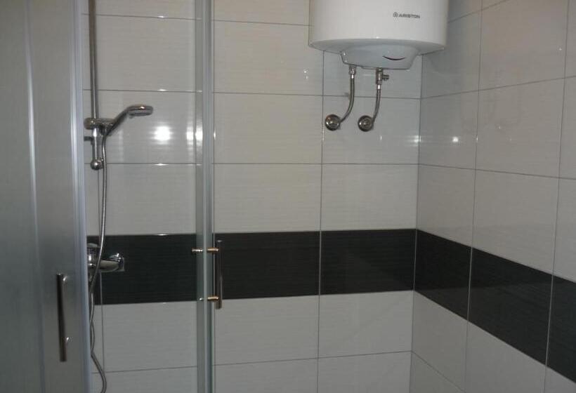 Четырехместный Номер Стандарт, Rooms Bijela Ruža