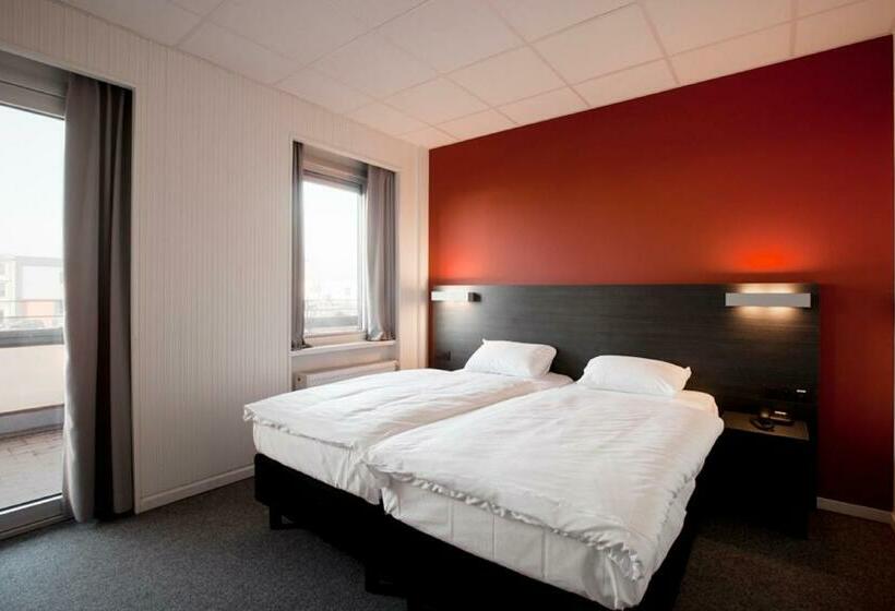 اتاق استاندارد, Antwerp Harbour