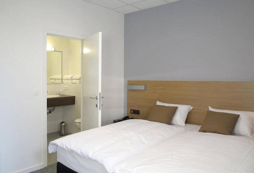 اتاق استاندارد, Antwerp Harbour