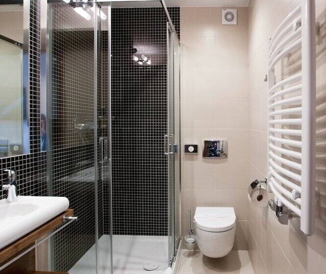 Quarto Estandar Individual, Gem