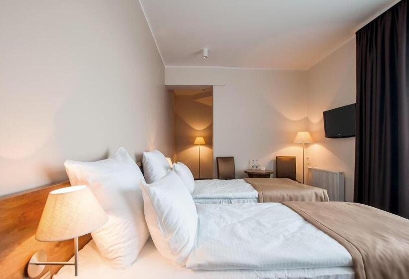 Quarto Triplo Superior, Gem