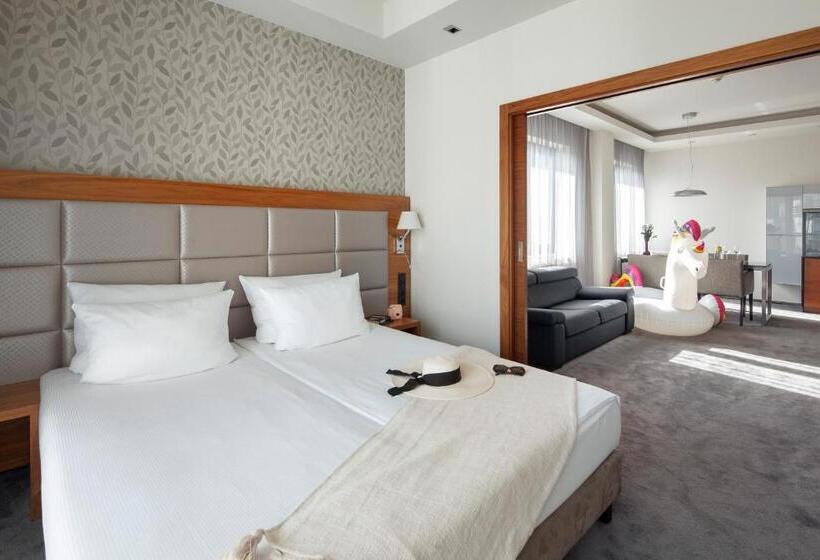 Апартаменты 1 Спальня, Sea Premium Apartments   Destigo Hotels