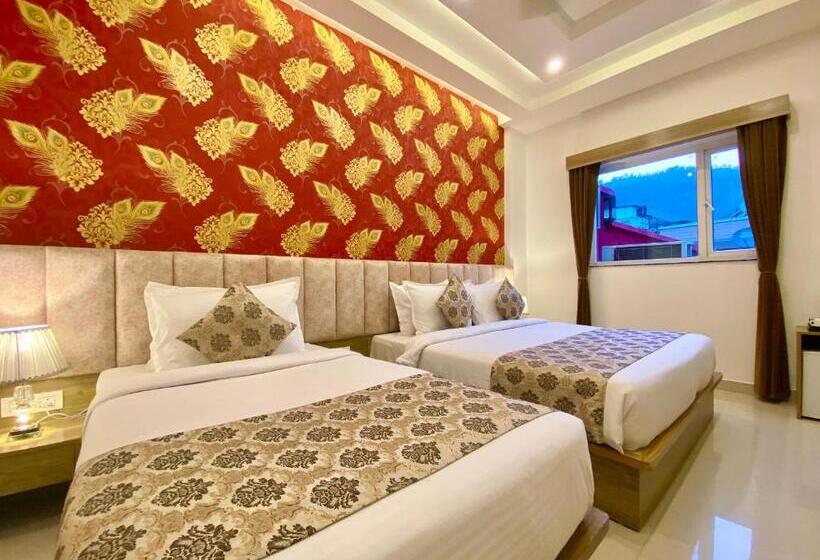 Номер Стандарт Трехместный, Arogyadham Retreat