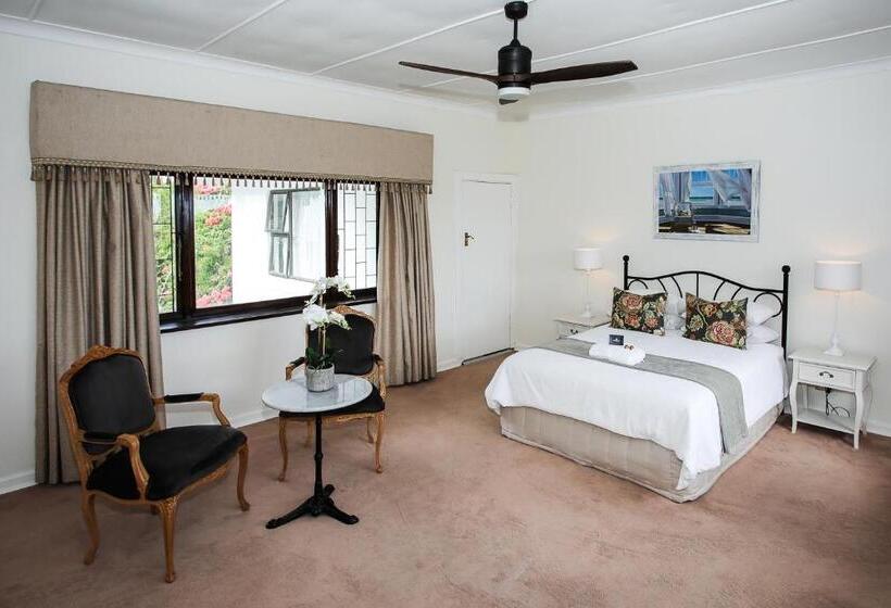 디럭스 스위트, Hathaway Guest House