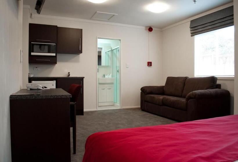 Номер Executive, At Eden Park Motel