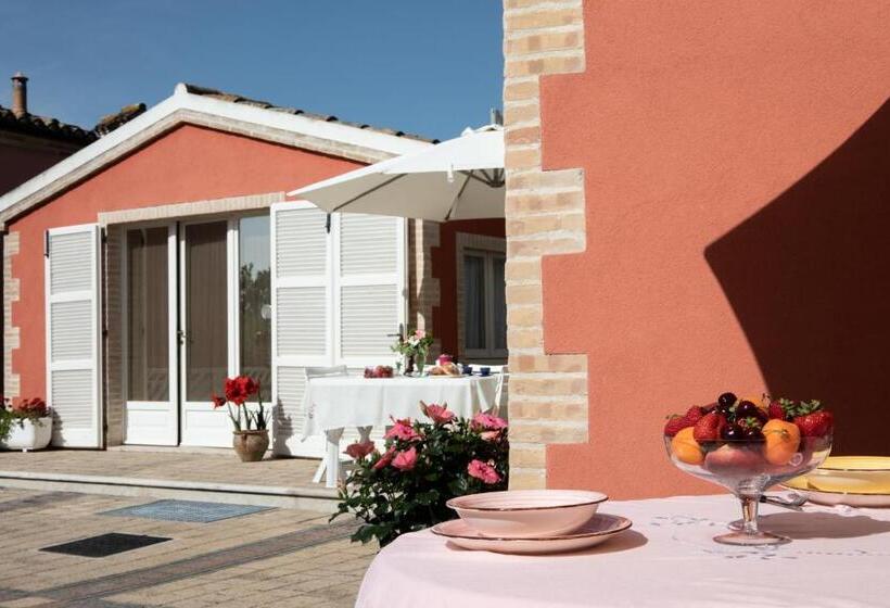 اتاق لوکس با بالکن, Fonte D Olio Conero Relais