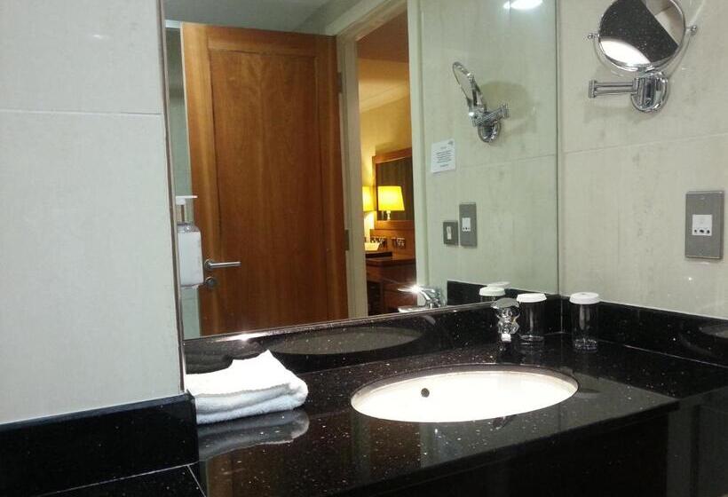 اتاق استاندارد, Tara