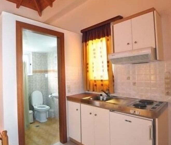 Family Suite, Apartments Hotel & Studios, Xifoupolis