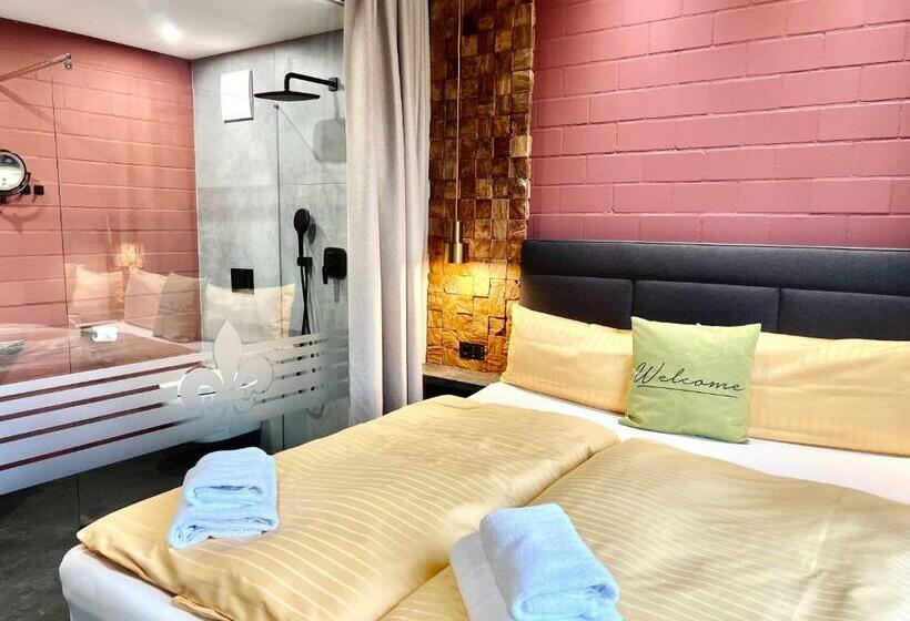 Quarto Estandar, Zweirad Hotel Lenne