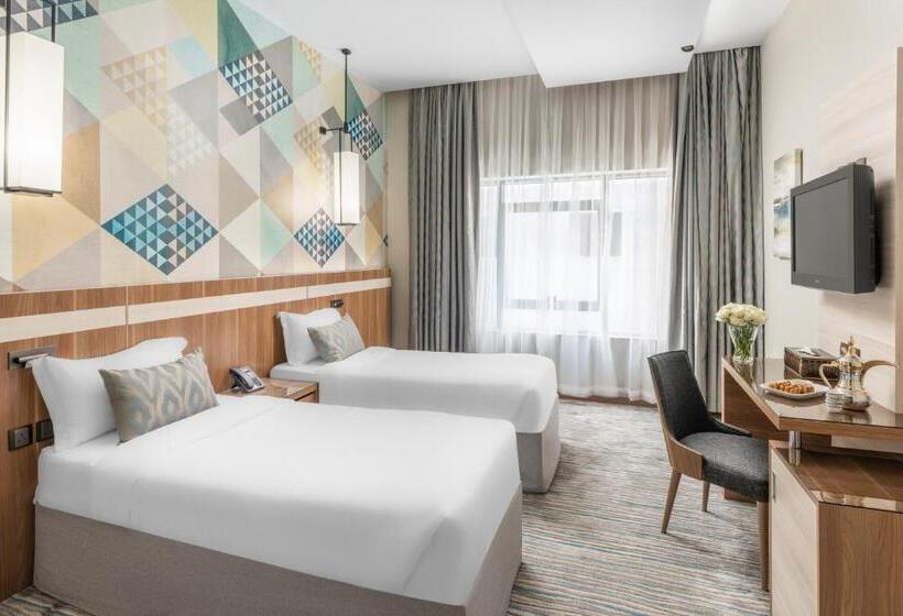 Family Suite, Roots